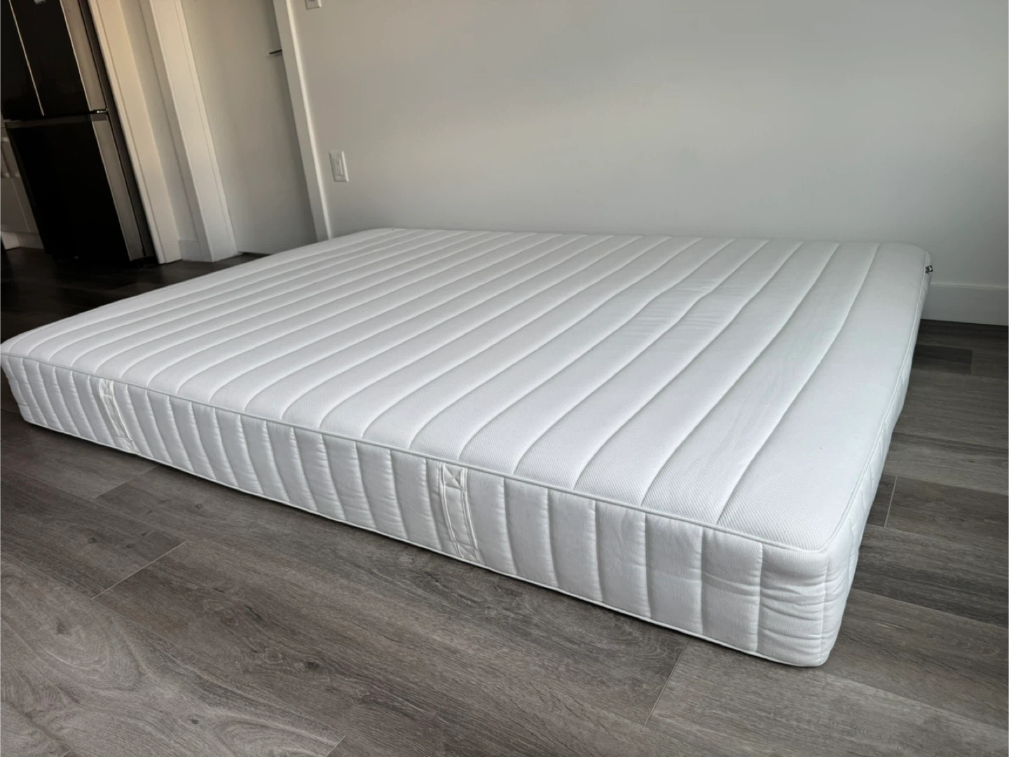 Ikea Queen Mattress- Hardly used - photo 2