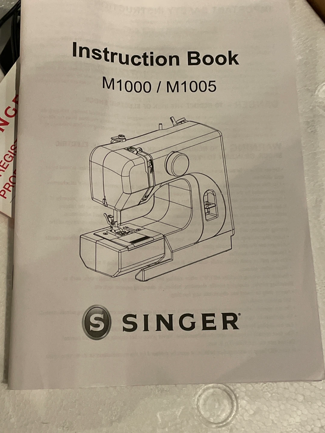 Singer M1000 Sewing Machine - Like New!