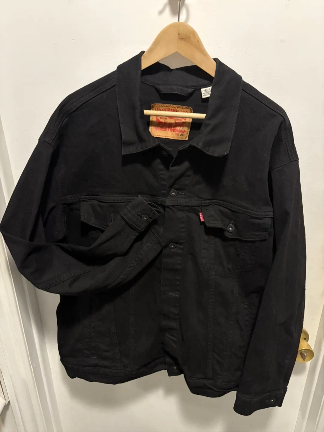 Levi's Black Denim Jacket XXL image indicator(6)
