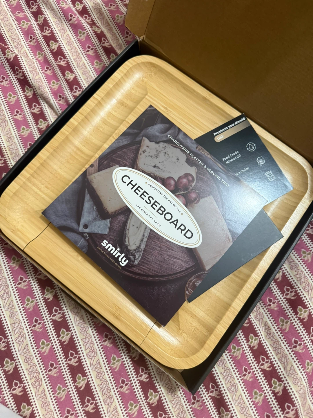 Smirly Charcuterie Board Set - New in Box! - photo 2