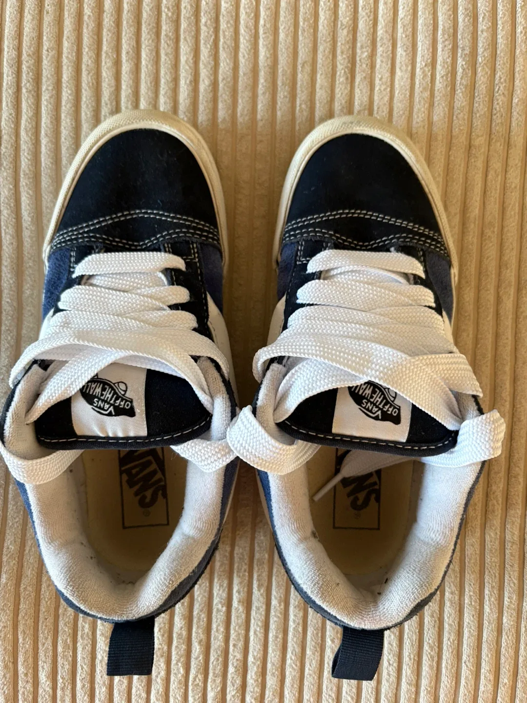 Vans Old Skool Kids Shoes - Size 6.5 image indicator(4)