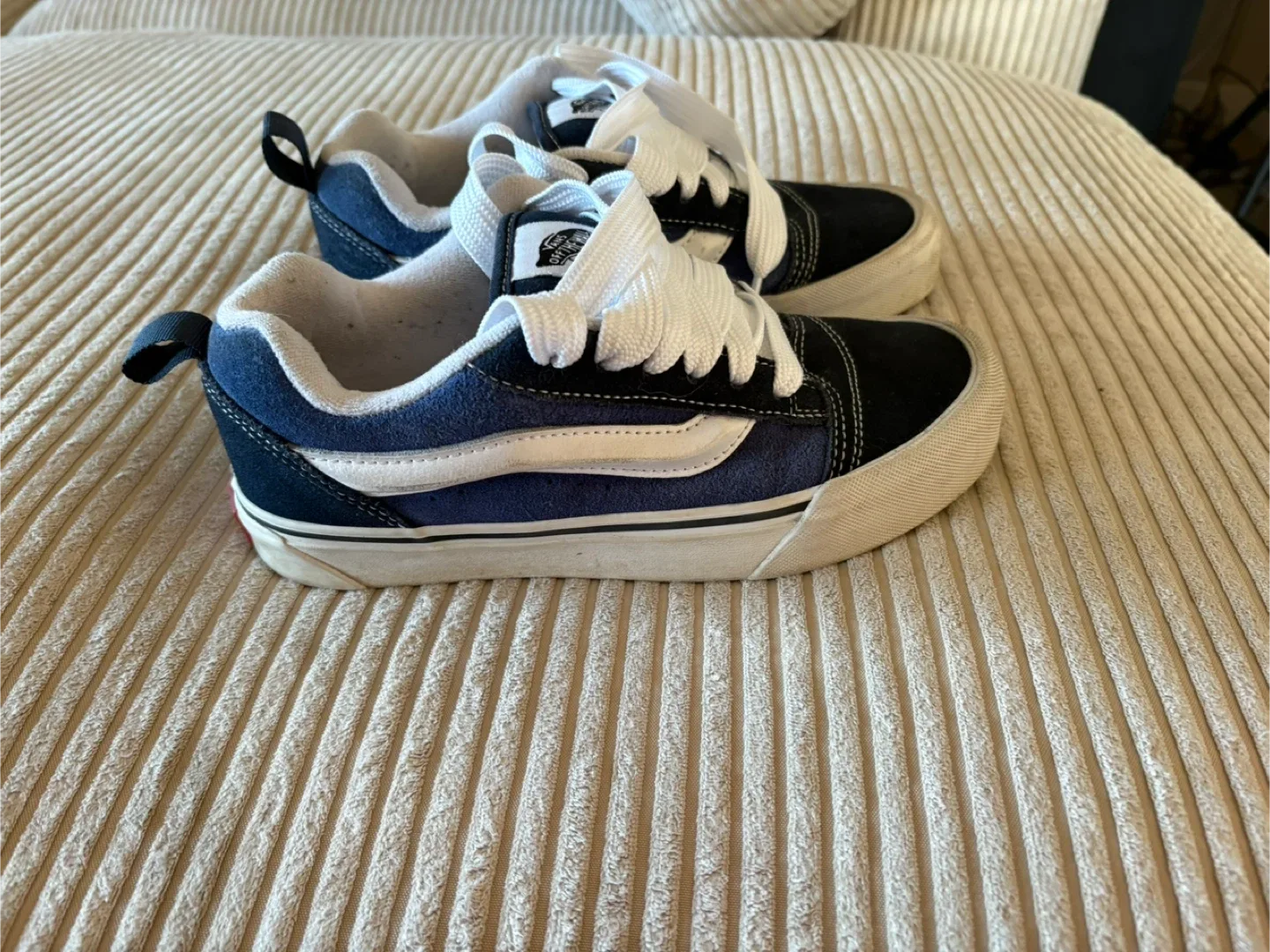 Vans Old Skool Kids Shoes - Size 6.5 image indicator(3)