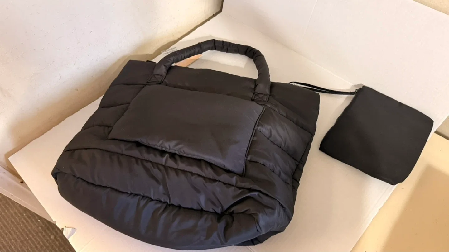 Puffer Tote Bag - Black image indicator(3)