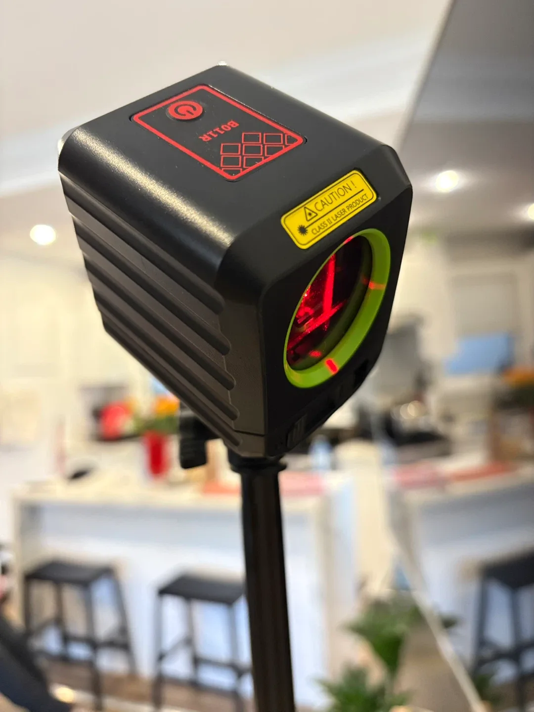 Huepar B011R Laser Level with Tripod image indicator(4)