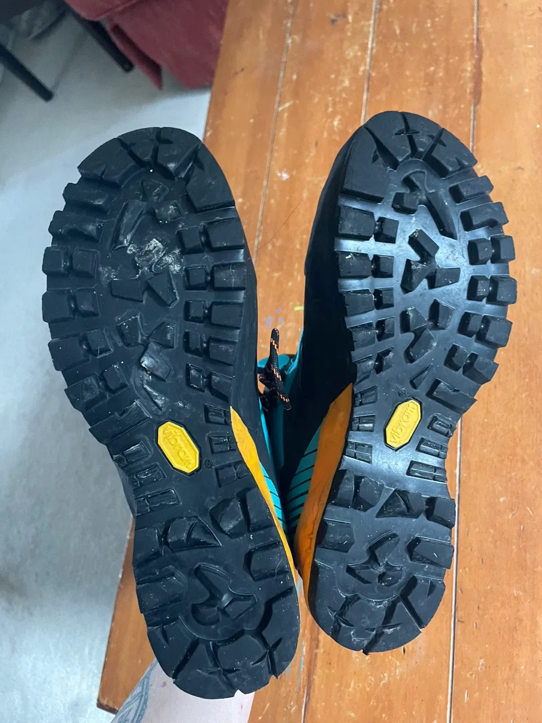 Scarpa Mountaineering Boots model ribelle  - Size 7.5 image indicator(3)