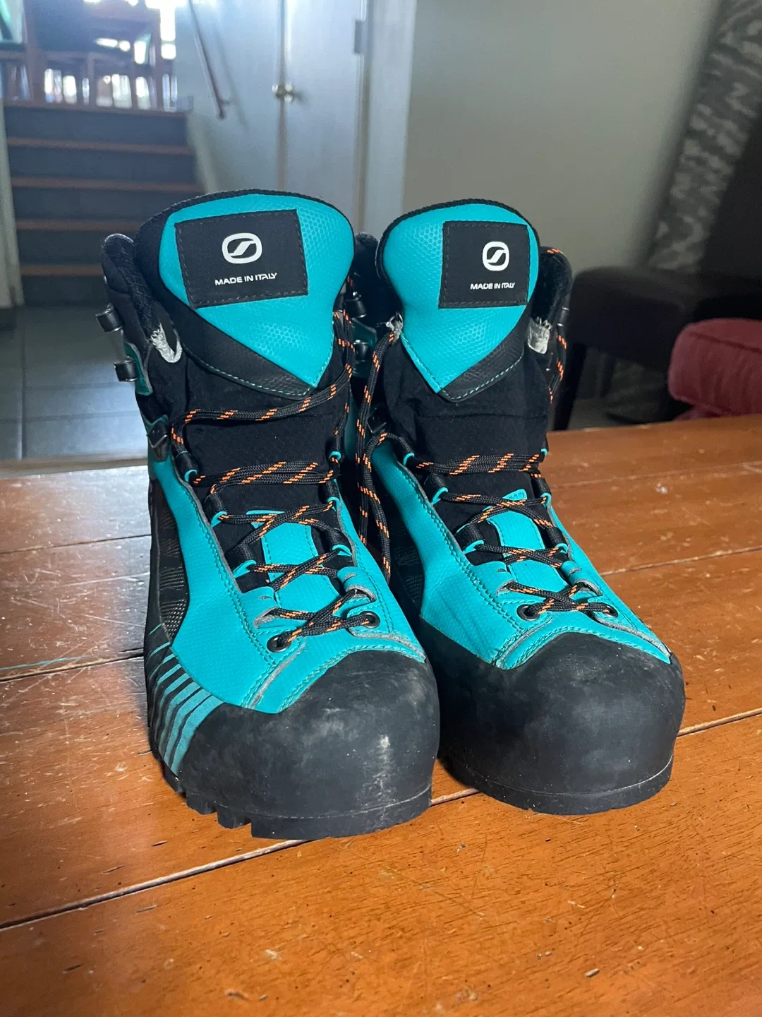 Scarpa Mountaineering Boots model ribelle  - Size 7.5 image indicator(2)