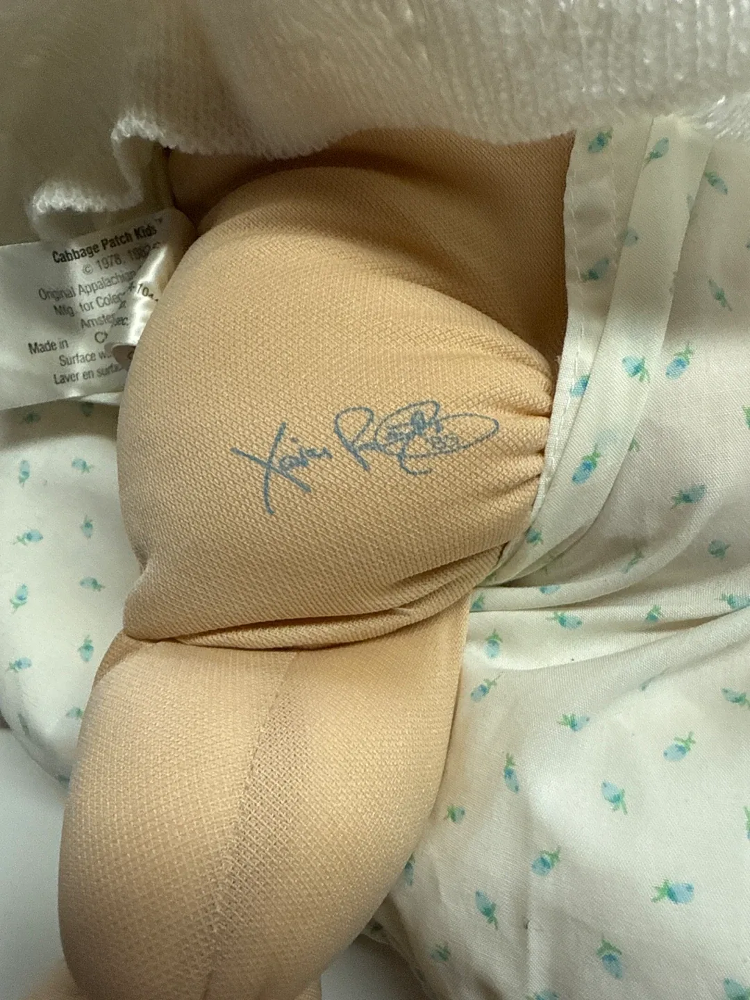 Cabbage Patch Kids Doll - Vintage image indicator(2)