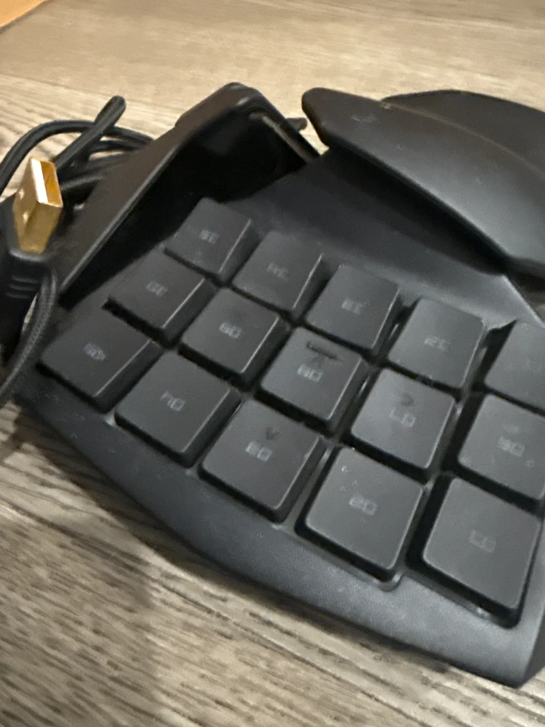 Razer Tartarus Pro Gaming Keypad image indicator(2)