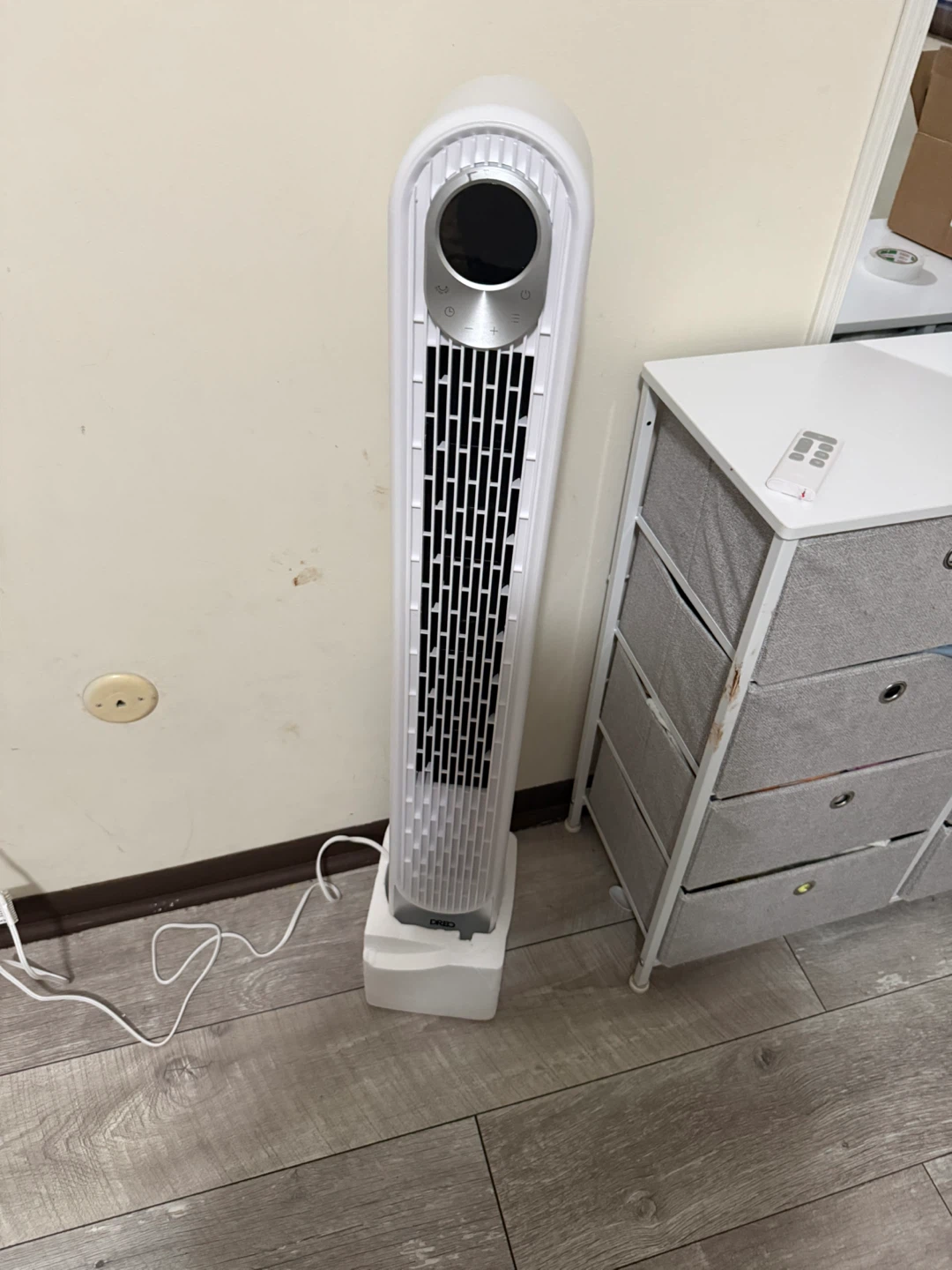 White Tower Fan - photo 3