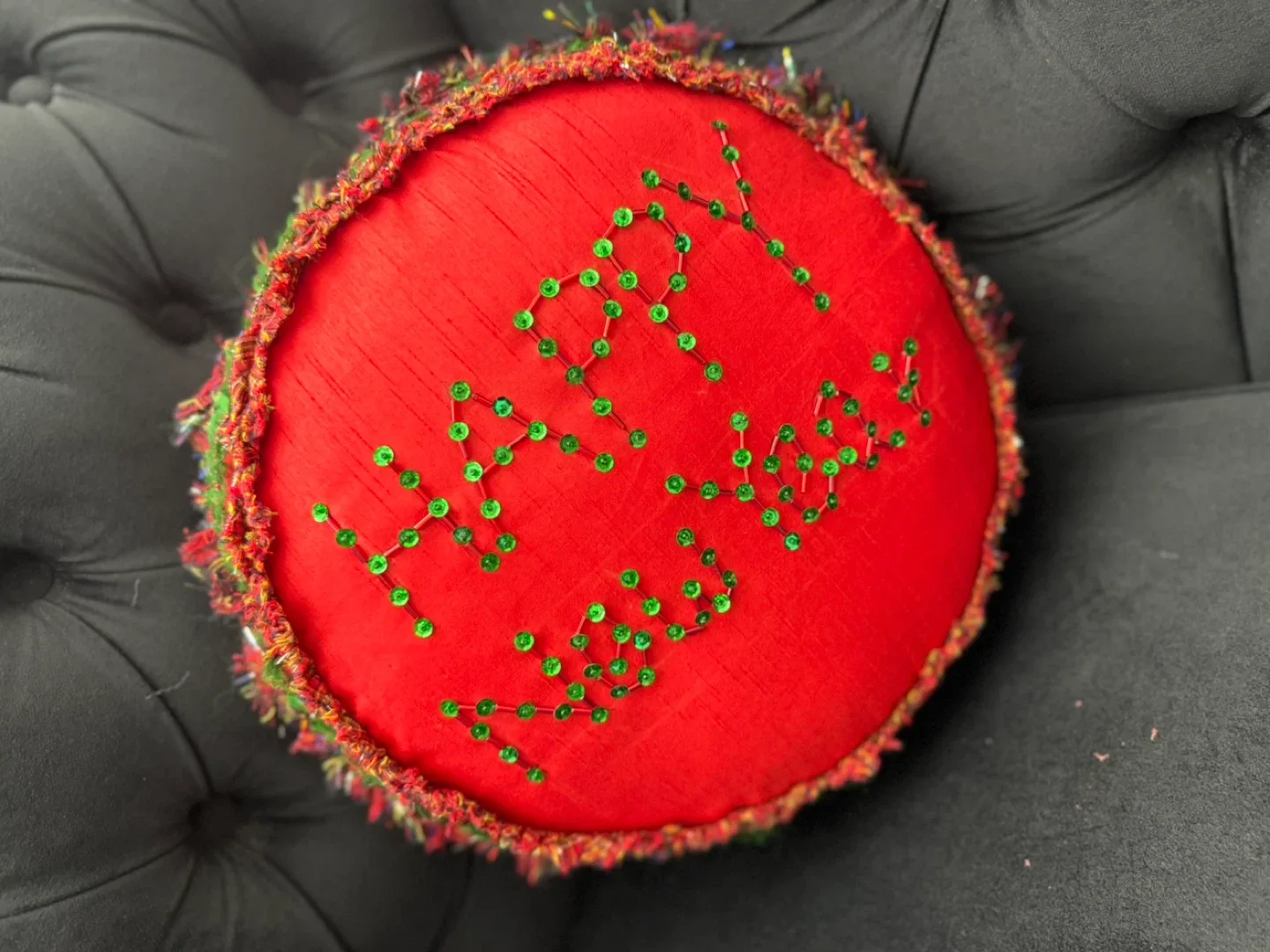 Hand made Red 'Happy New Year' Decorative Pillows (Set of 2) image indicator(3)