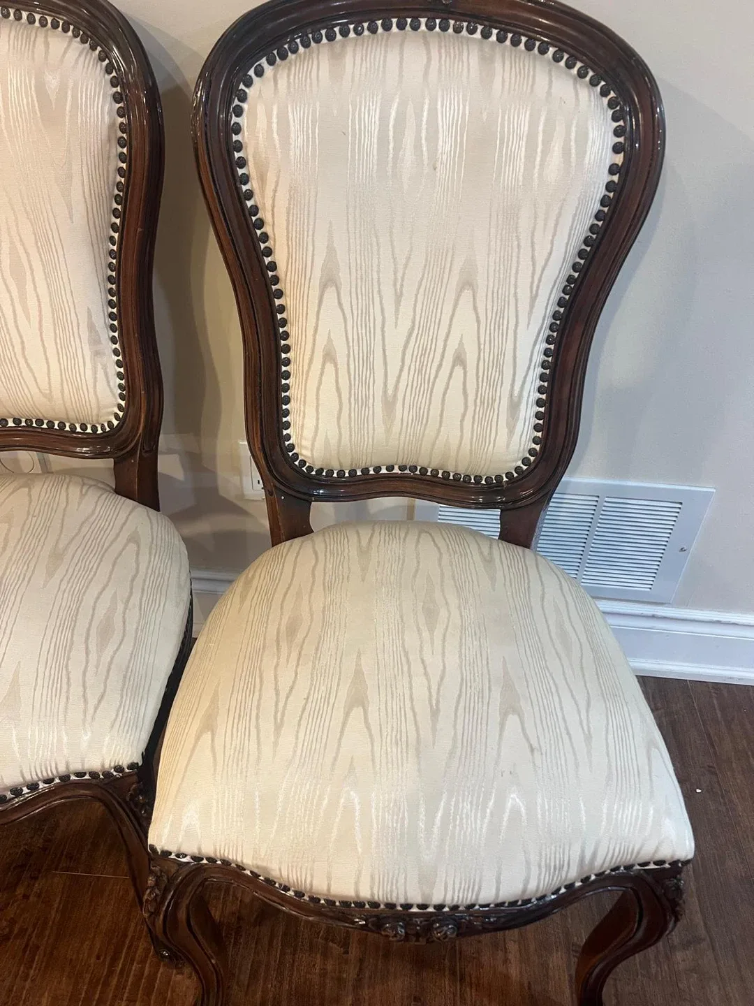 Set of 7 Antique Dining Chairs image indicator(3)