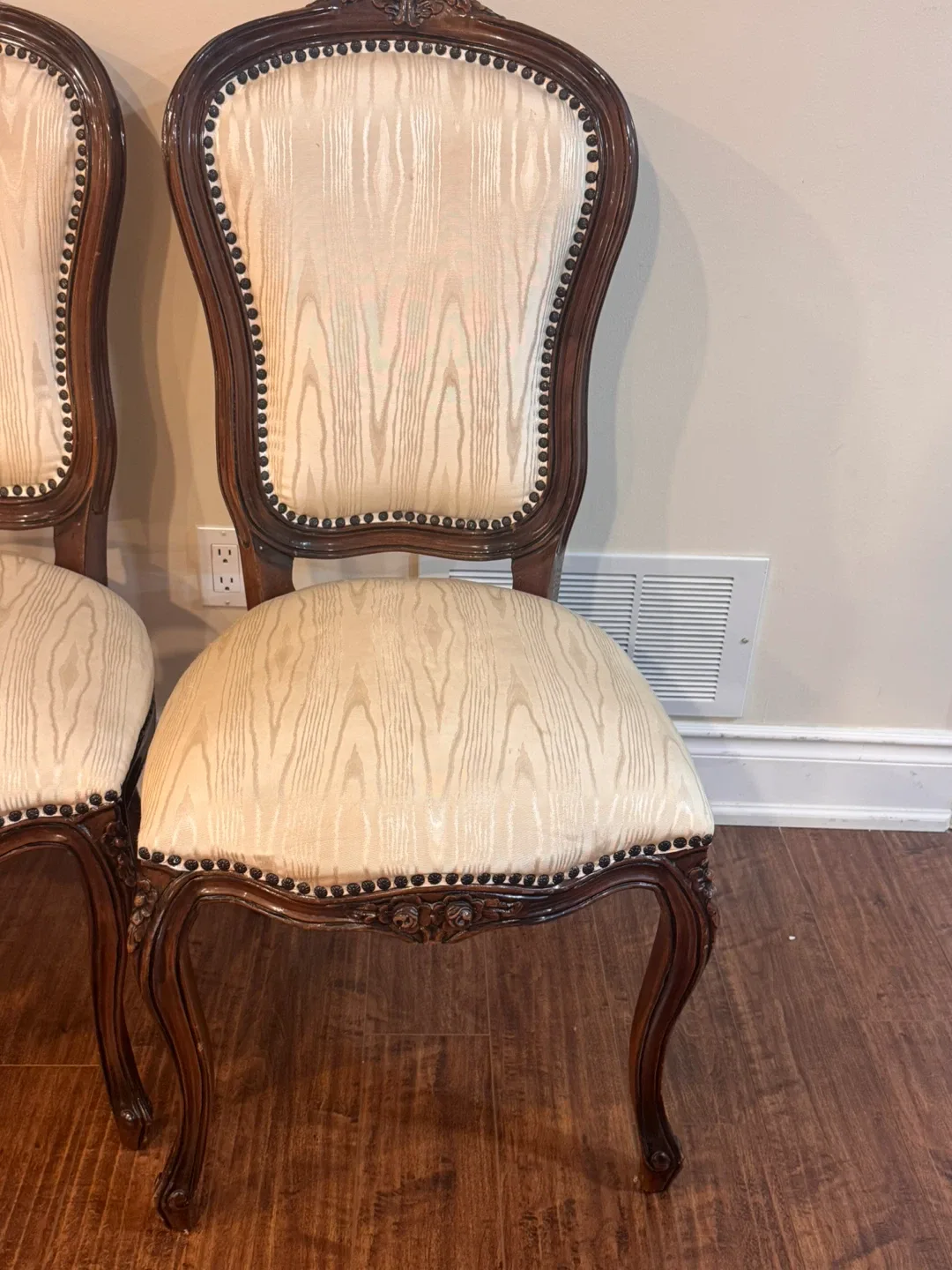 Set of 7 Antique Dining Chairs image indicator(6)