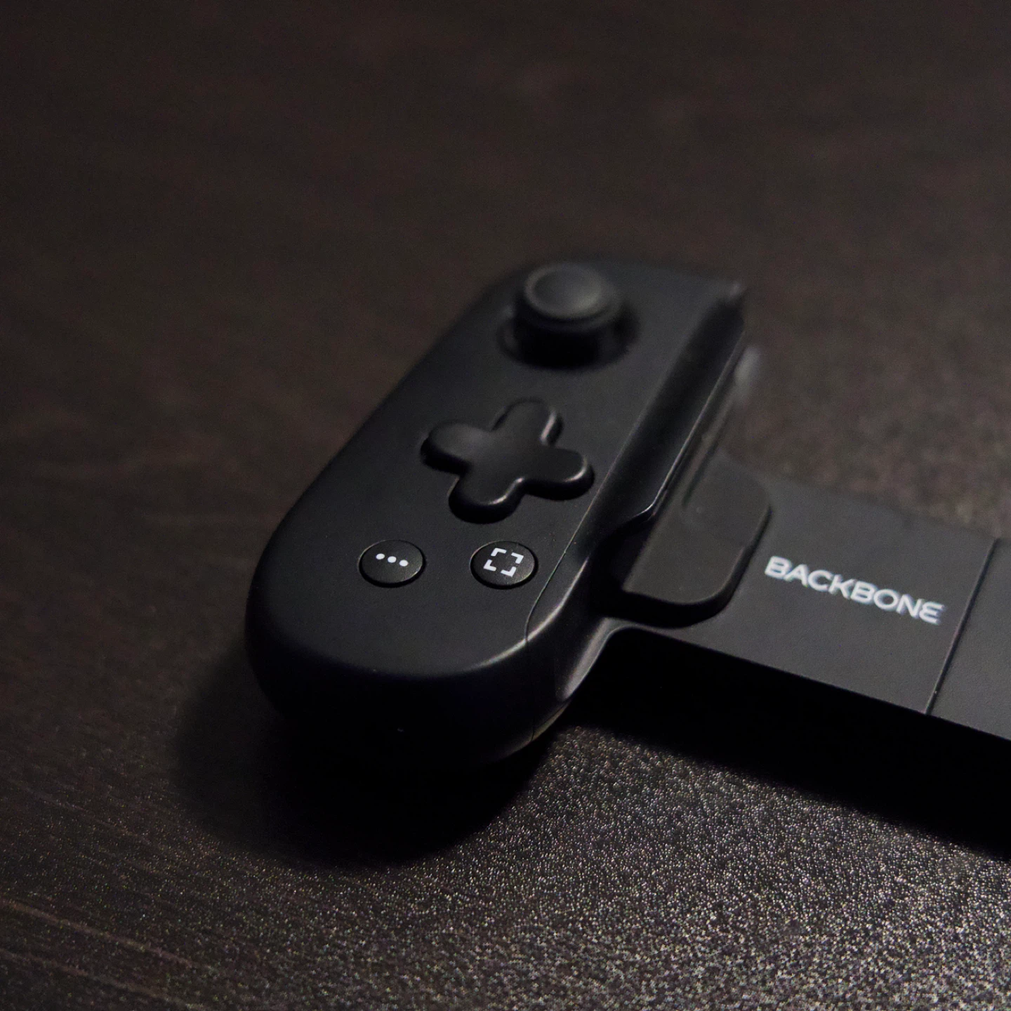 Backbone One Mobile Gaming Controller - Black - photo 3