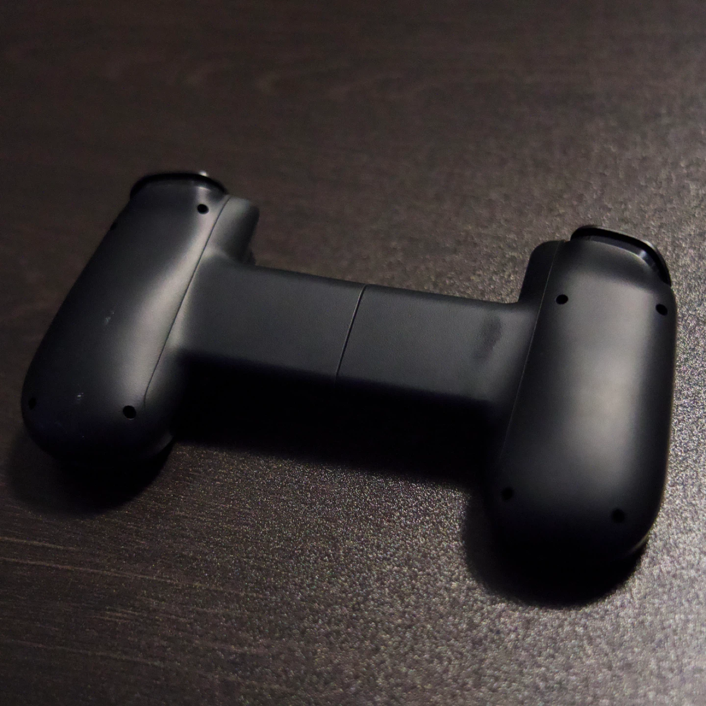 Backbone One Mobile Gaming Controller - Black - photo 4