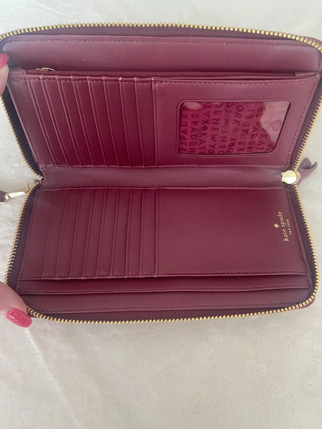 “REDUCED” NEVER USED Kate Spade Burgundy Wallet image indicator(3)