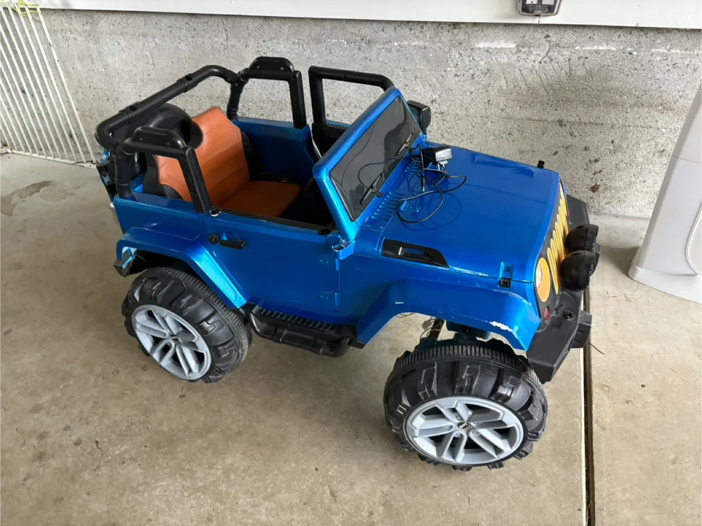 Power wheels JEEP image indicator(3)