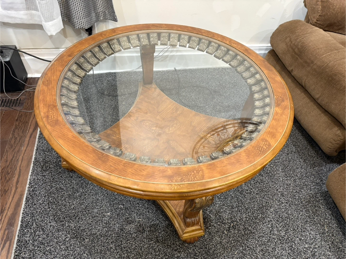 Round Glass Top Coffee Table - photo 4