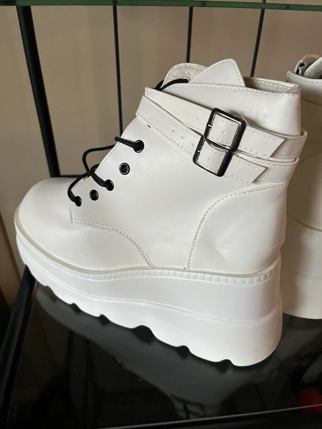 White Platform Boots - Sz 40 image indicator(3)