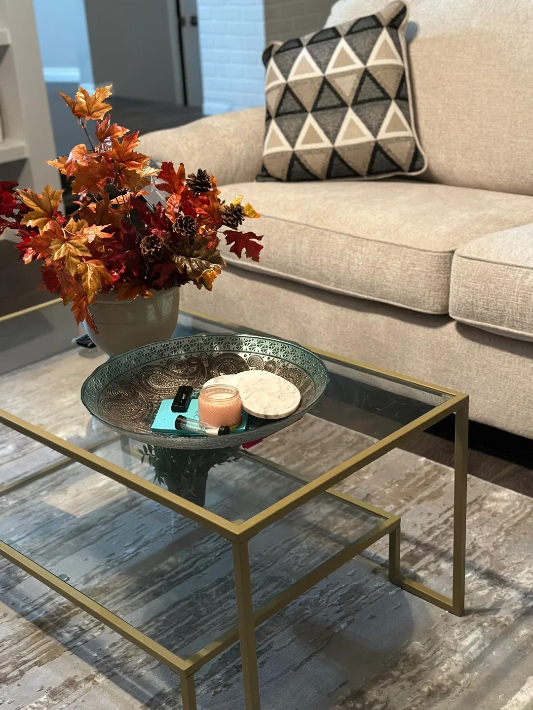 Glass and Gold Coffee Table image indicator(3)