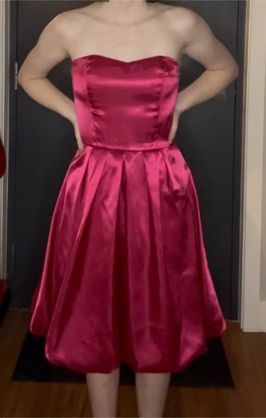 Pink Dress image indicator(2)