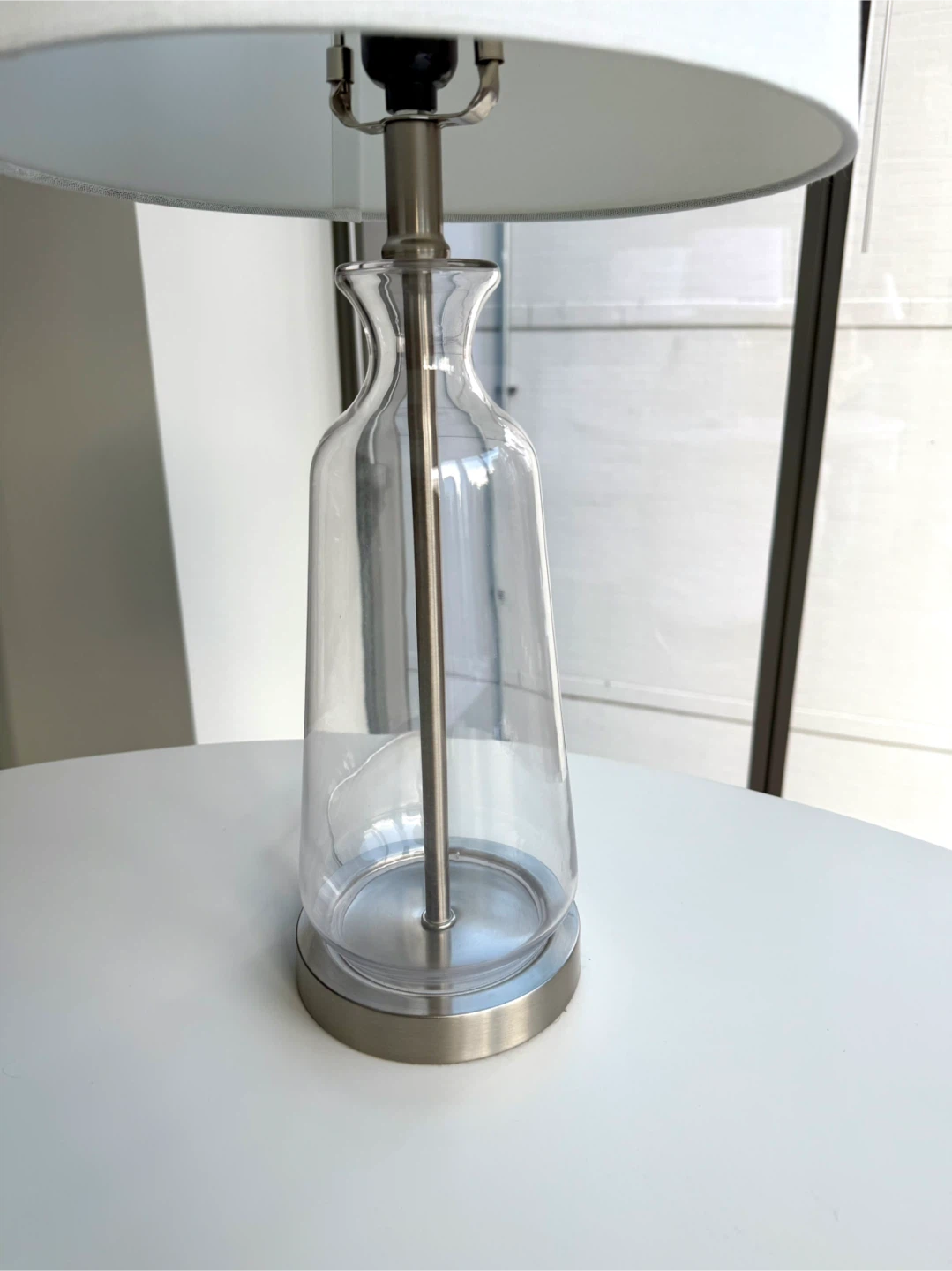 Table Lamps with White Shade - photo 3
