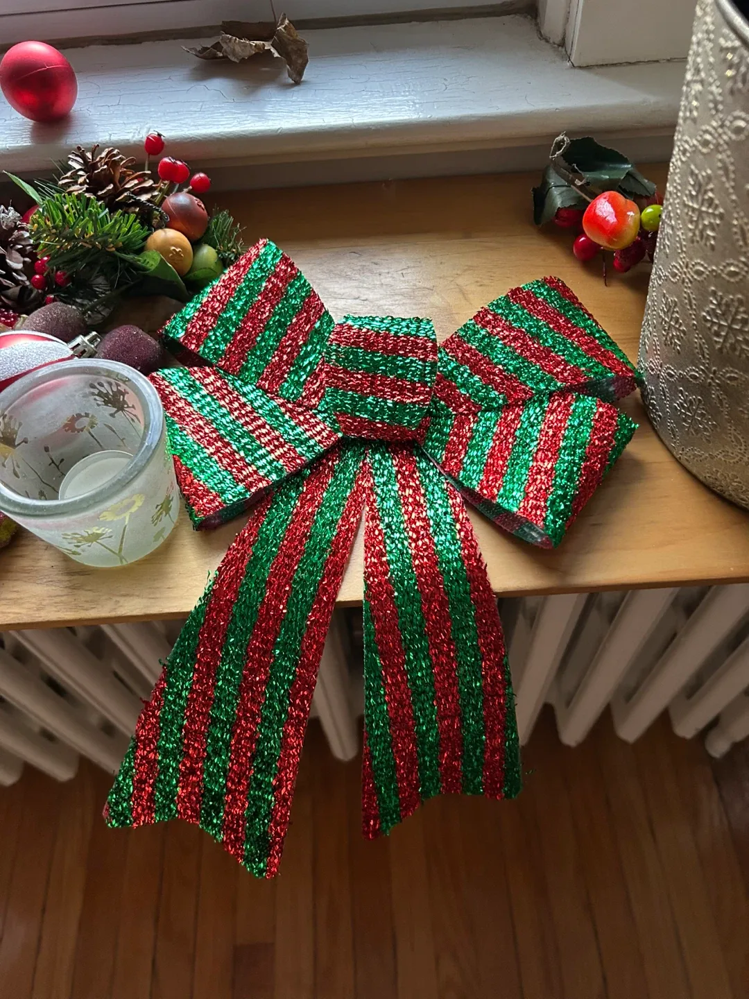 Xmas basket Santa  bulbs decorations ornaments decor image indicator(7)