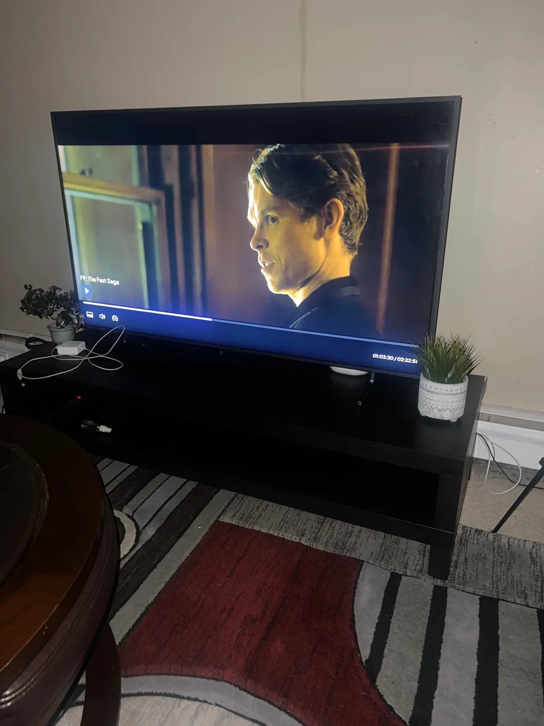 TV & TV Stand image indicator(2)