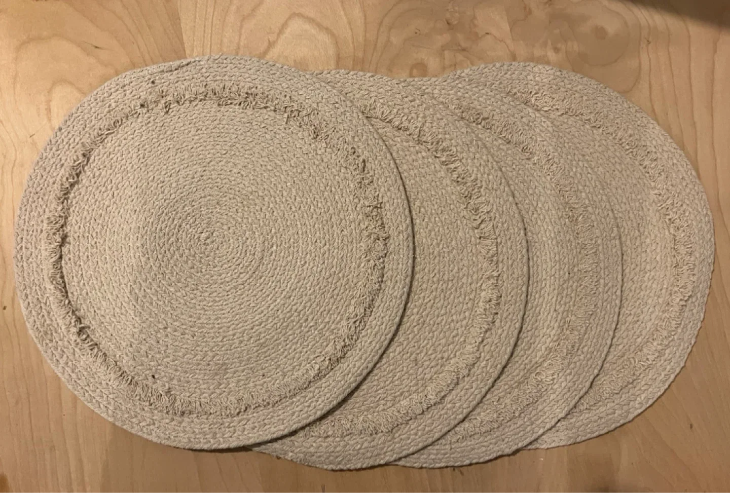 Woven off-white placemats image indicator(3)