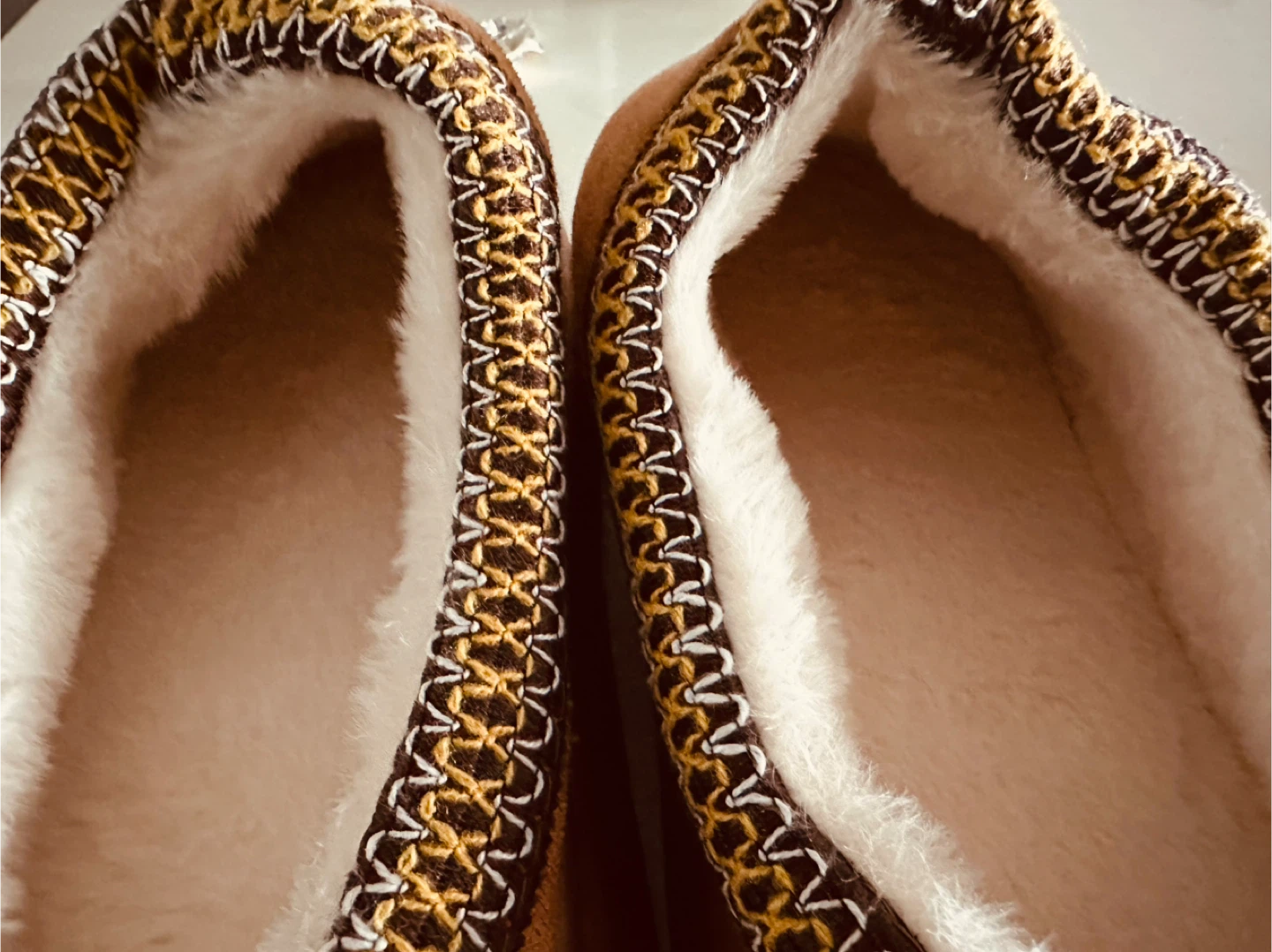Fleece Shoes- NEW - photo 3