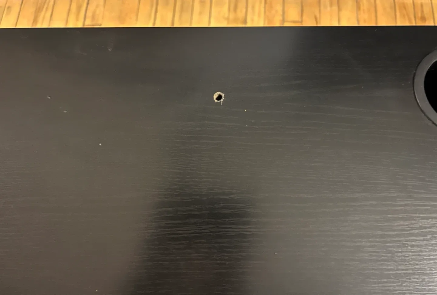 IKEA Micke desk with shelves image indicator(9)