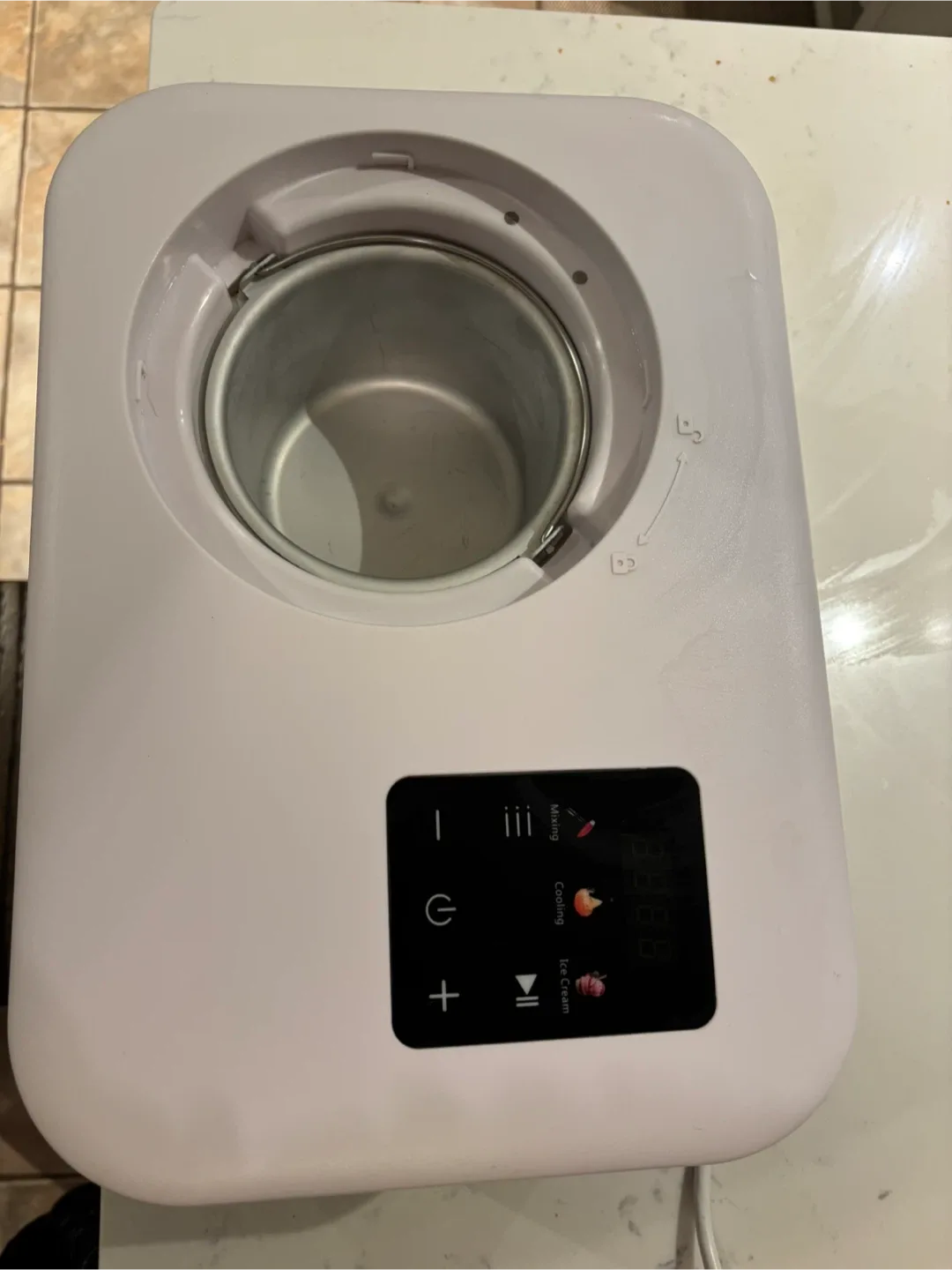 Ice Cream Maker Machine