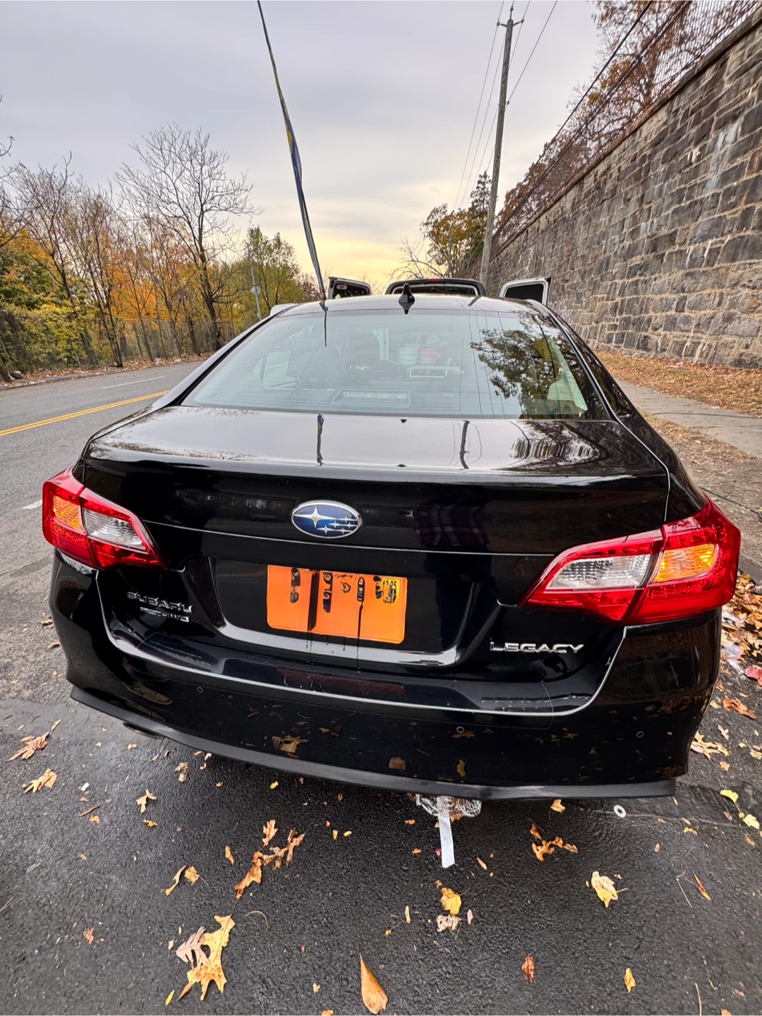 2018 Subaru legacy AWD LIMITED - photo 2