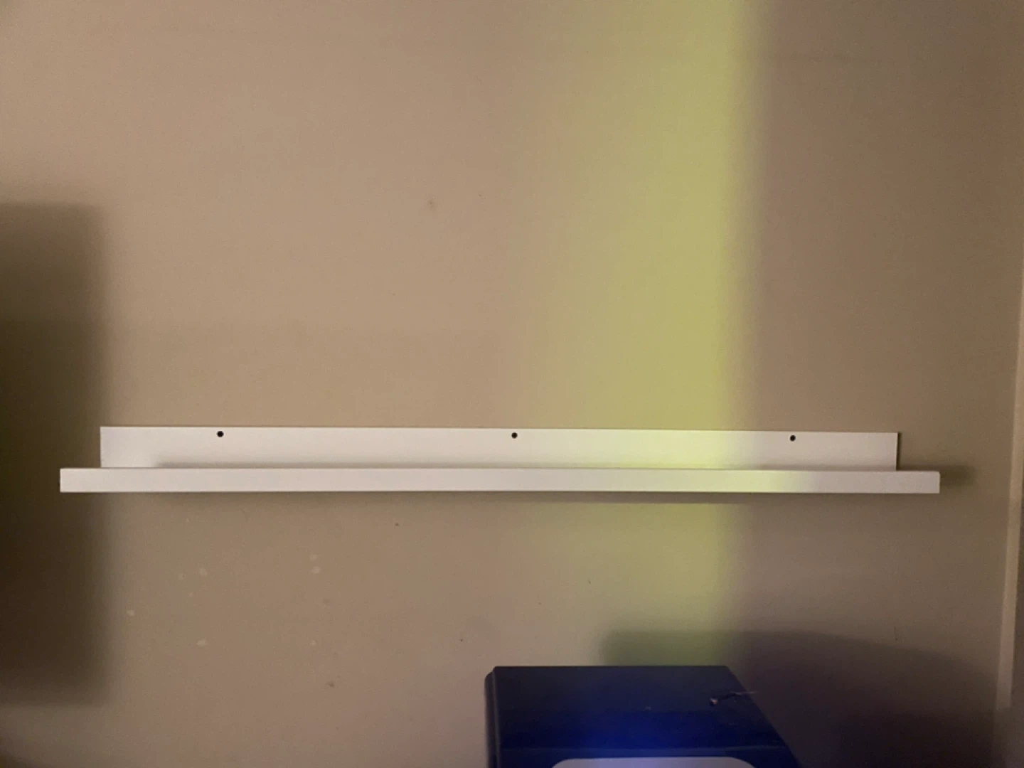 2 x Ikea White Picture Ledge Shelves - photo 3