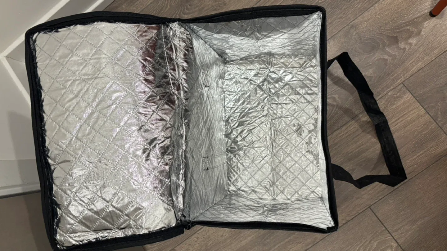 Cook Unity Insulated Food Delivery Bag image indicator(3)