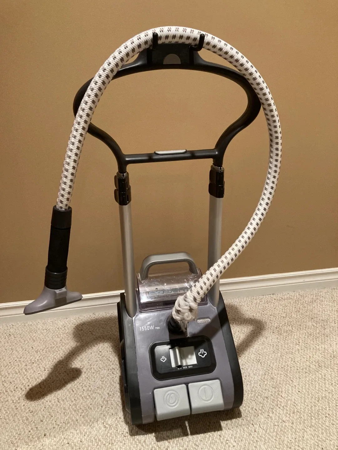 Garment steamer thumbnail