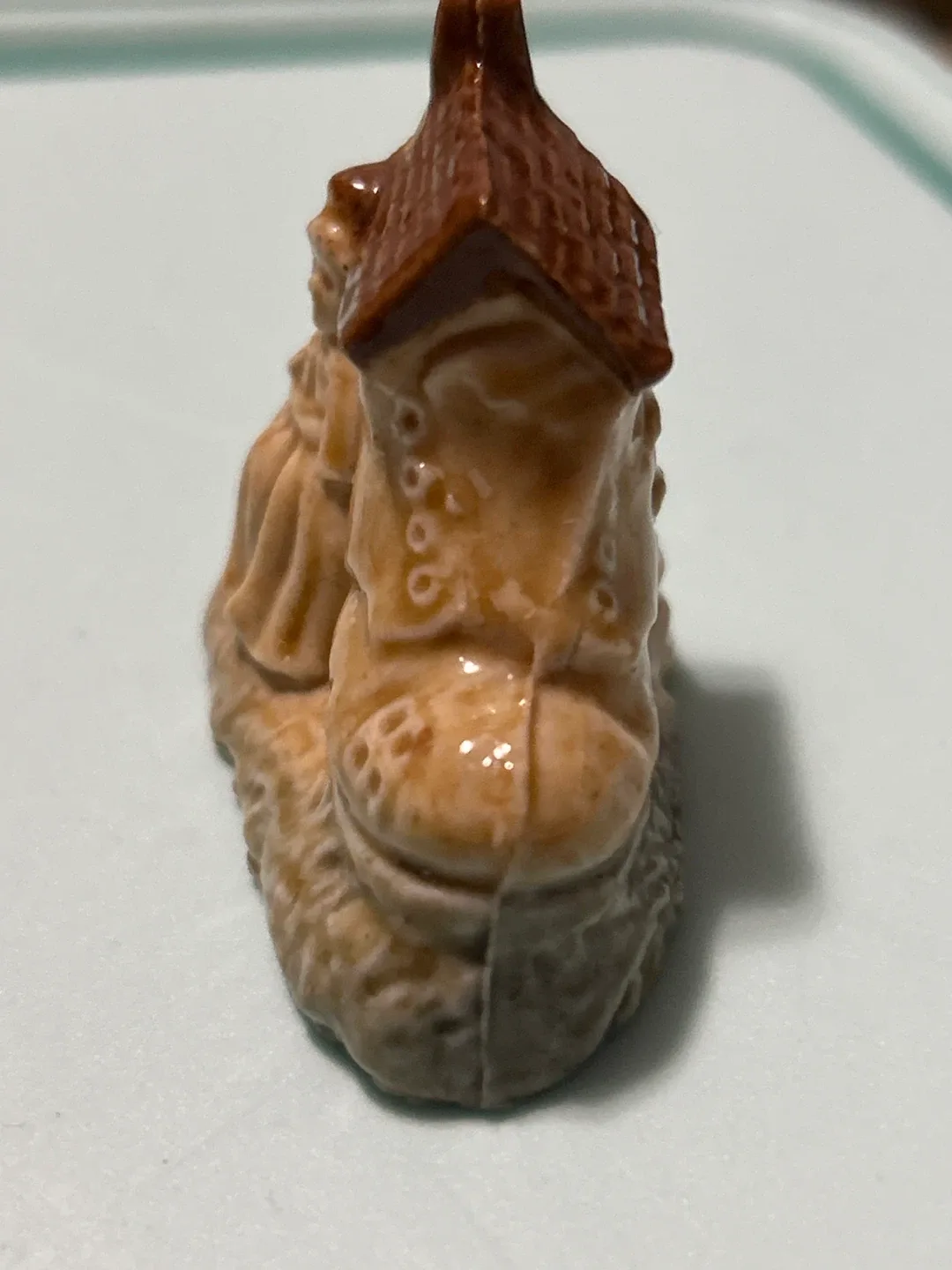 Wade Whimsies   Old Woman Who Lived in a Shoe" nursery rhyme image indicator(6)