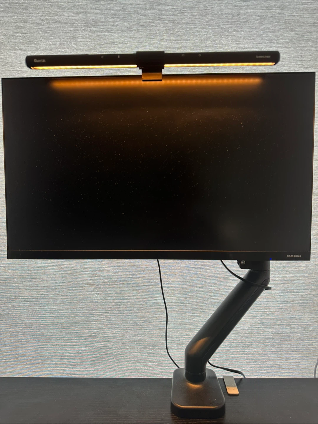 Monitor set up (Monitor + monitor light + monitor arm)