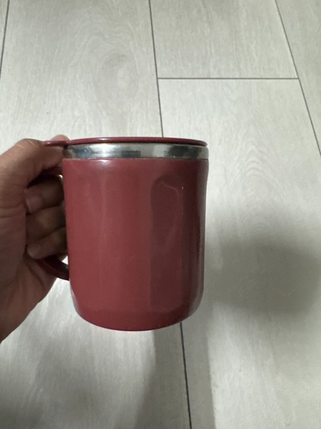 Maroon Mug with Lid image indicator(3)