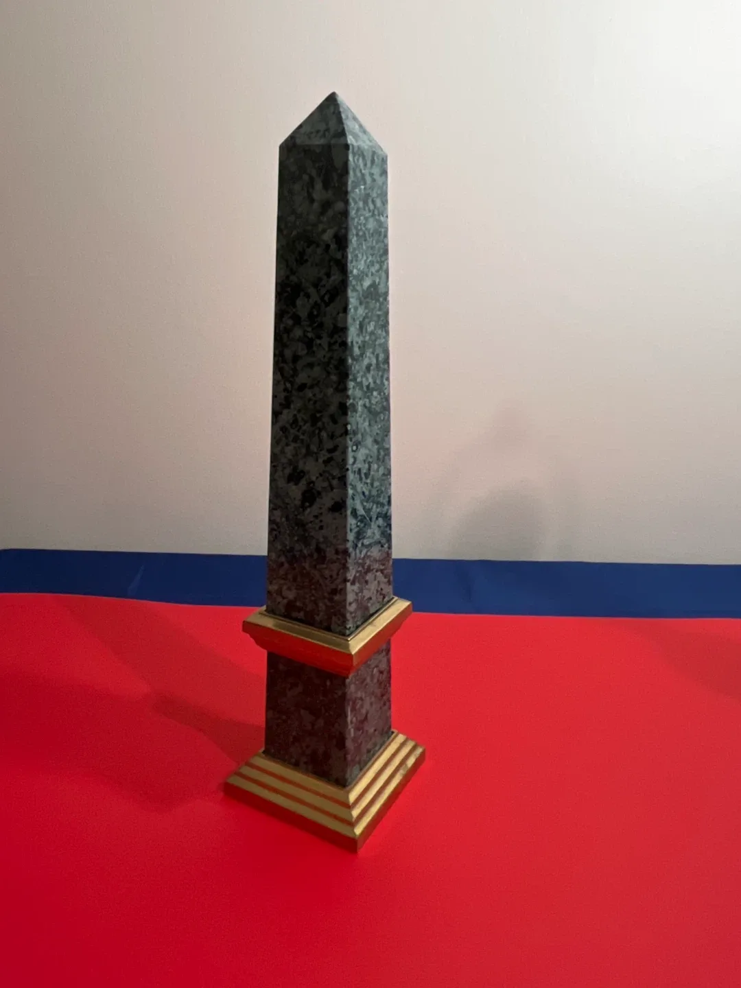 Vintage Marble Obelisk with Gold Trim image indicator(6)