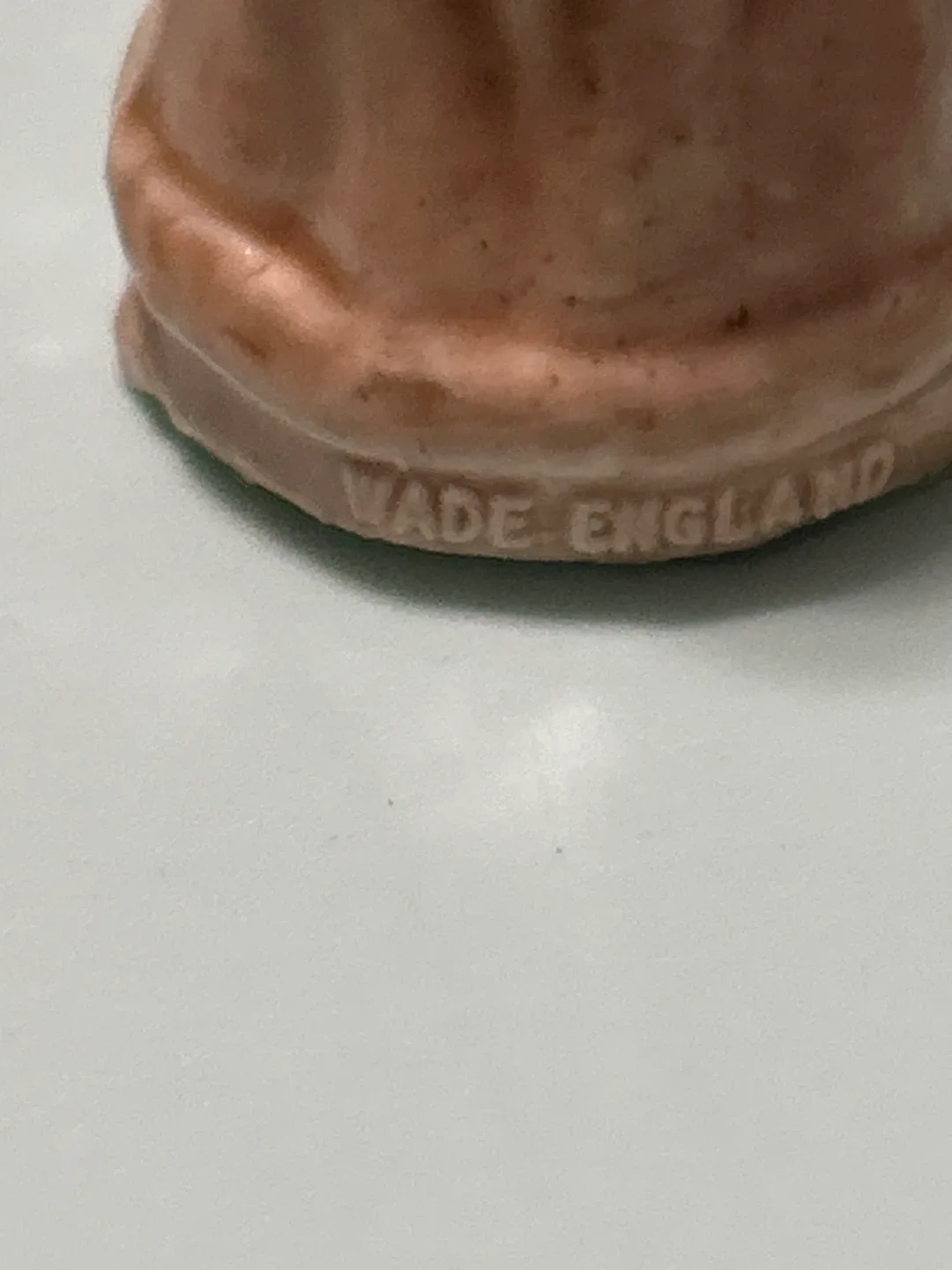 Whimsies "The Queen of Hearts" figurine, which image indicator(5)