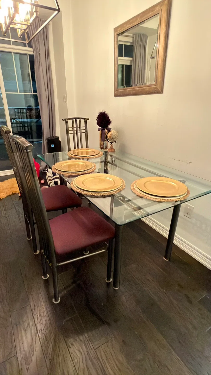 Glass Top Dining Table with 6 Chairs image indicator(2)