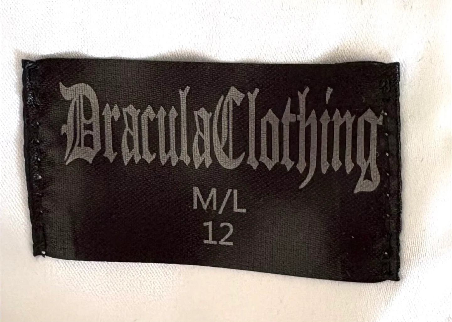 White Ruffle Dracula 🧛🏽‍♀️ Style Blouse - M image indicator(7)