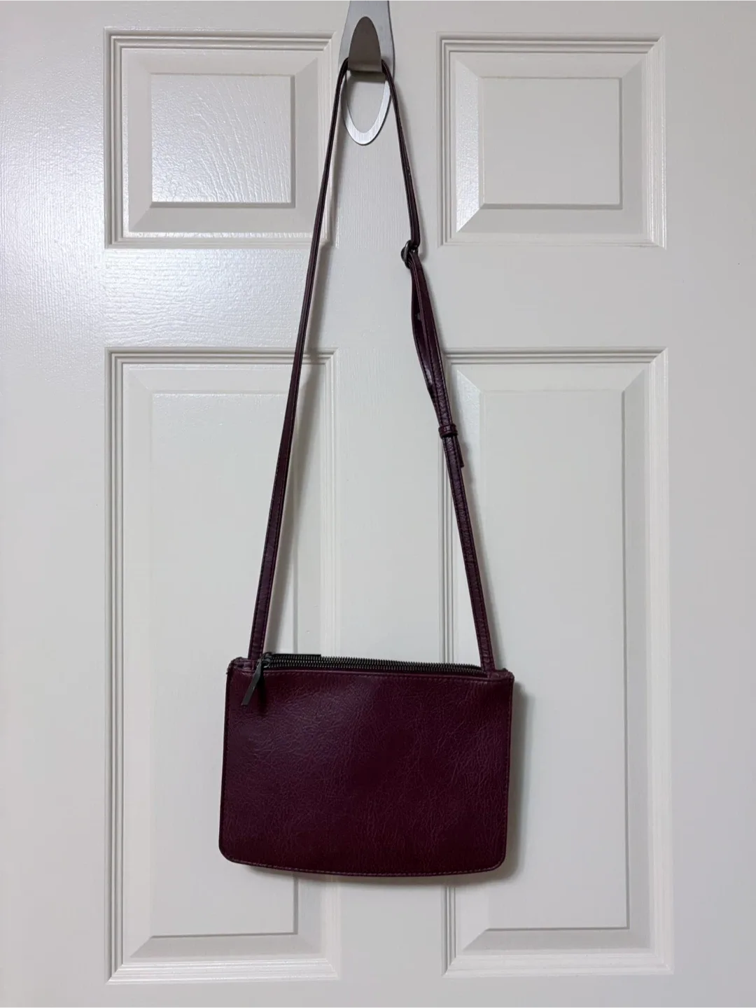 Matt & Nat Crossbody Bag - Burgundy image indicator(3)