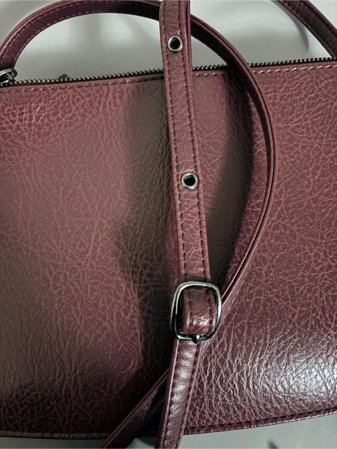 Matt & Nat Crossbody Bag - Burgundy image indicator(8)