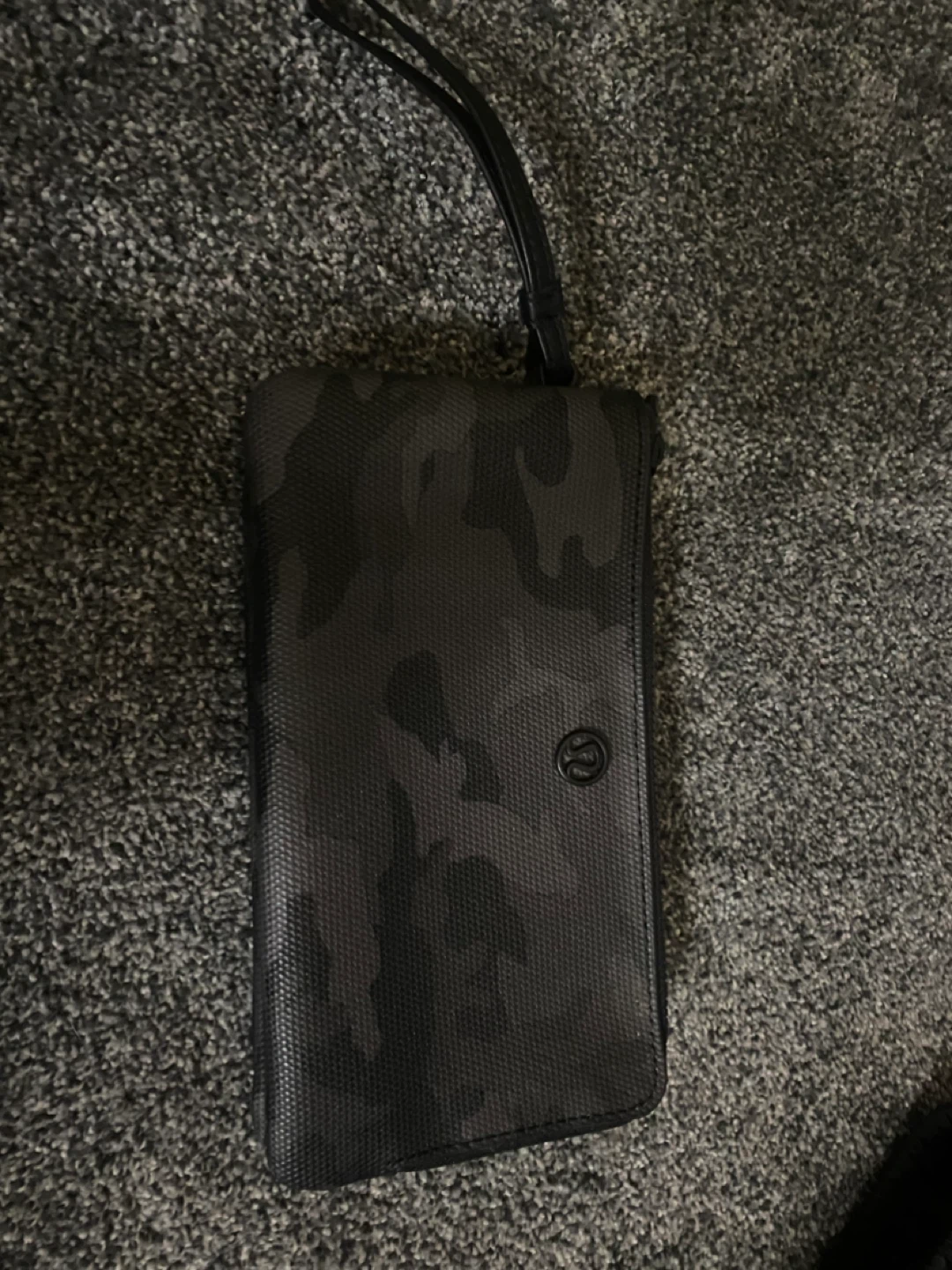 Lululemon Camo Festival wallet - photo 4