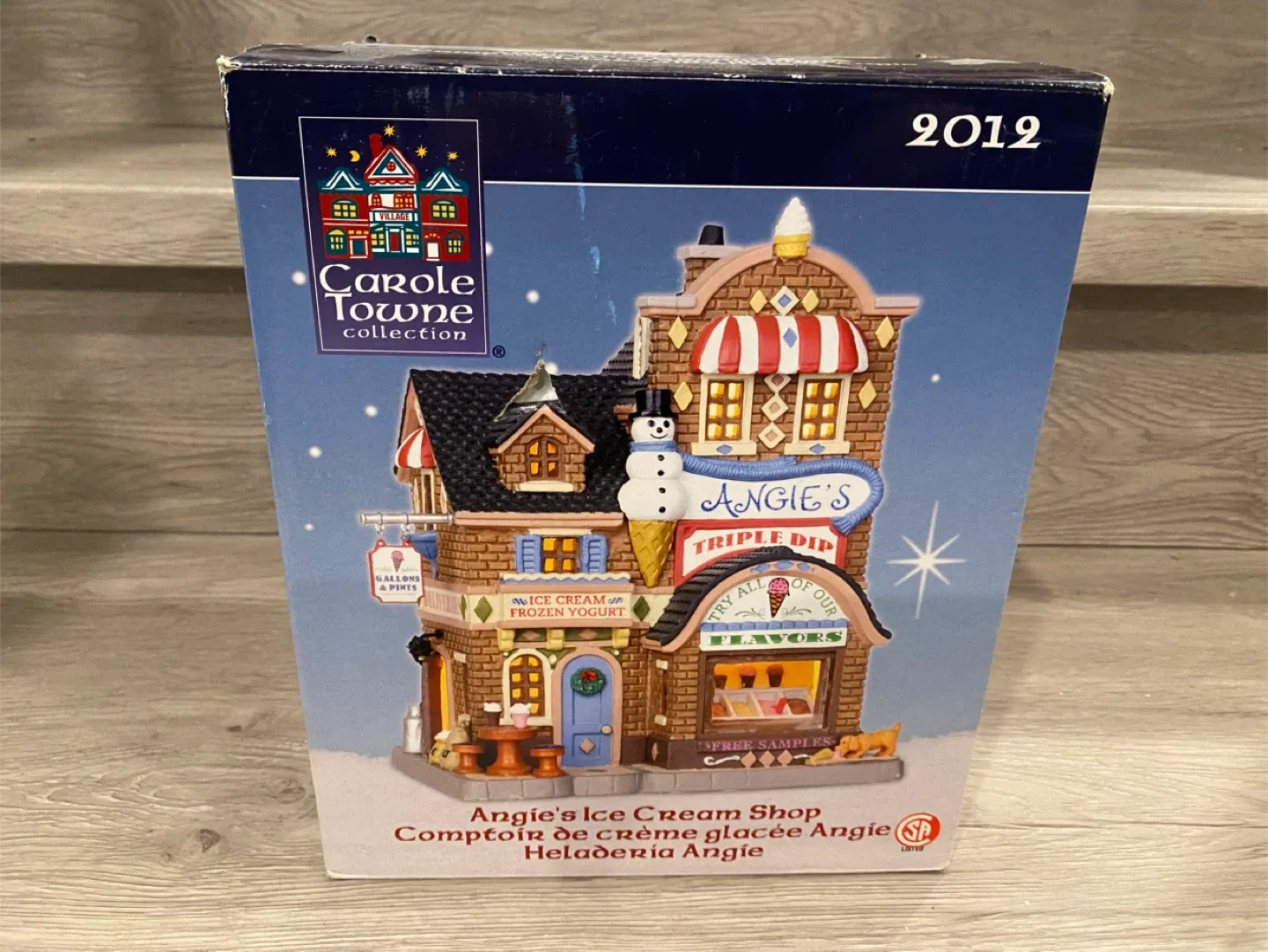 Holiday Living Christmas Village & Lemax Buildings image indicator(3)