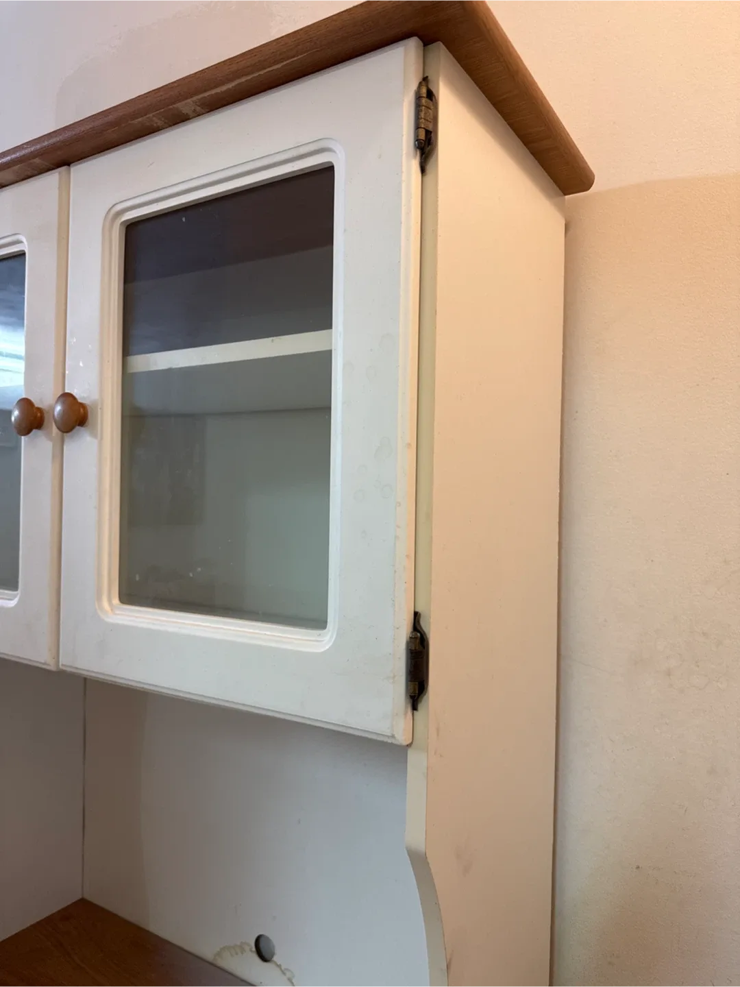 Wooden Hutch with Glass Doors image indicator(4)