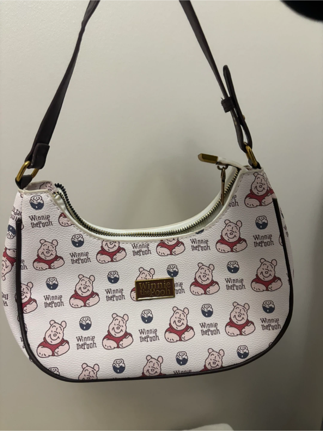 Winnie the Pooh Shoulder Bag and black bag - photo 2