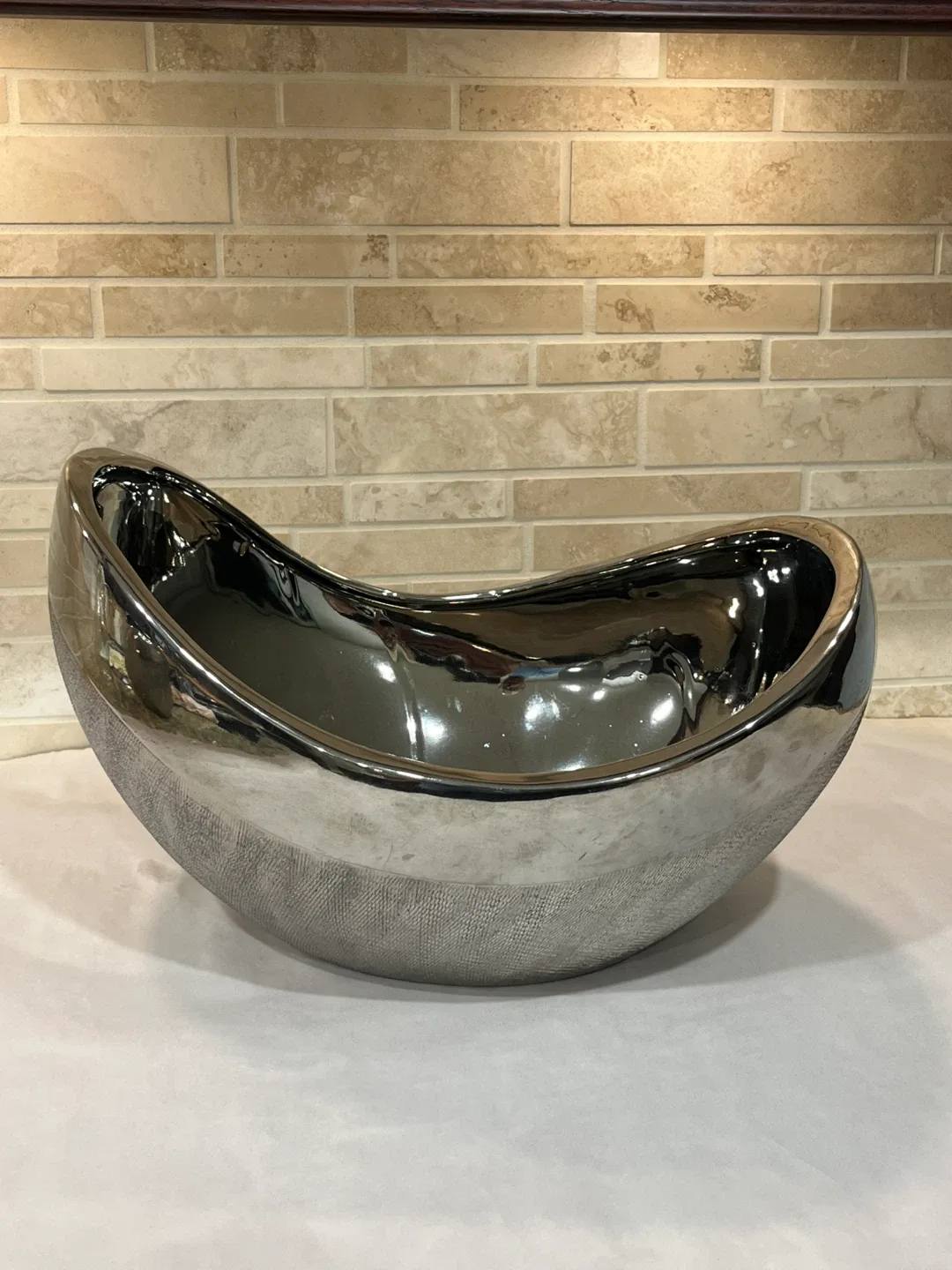 Silver Decorative Bowl image indicator(3)