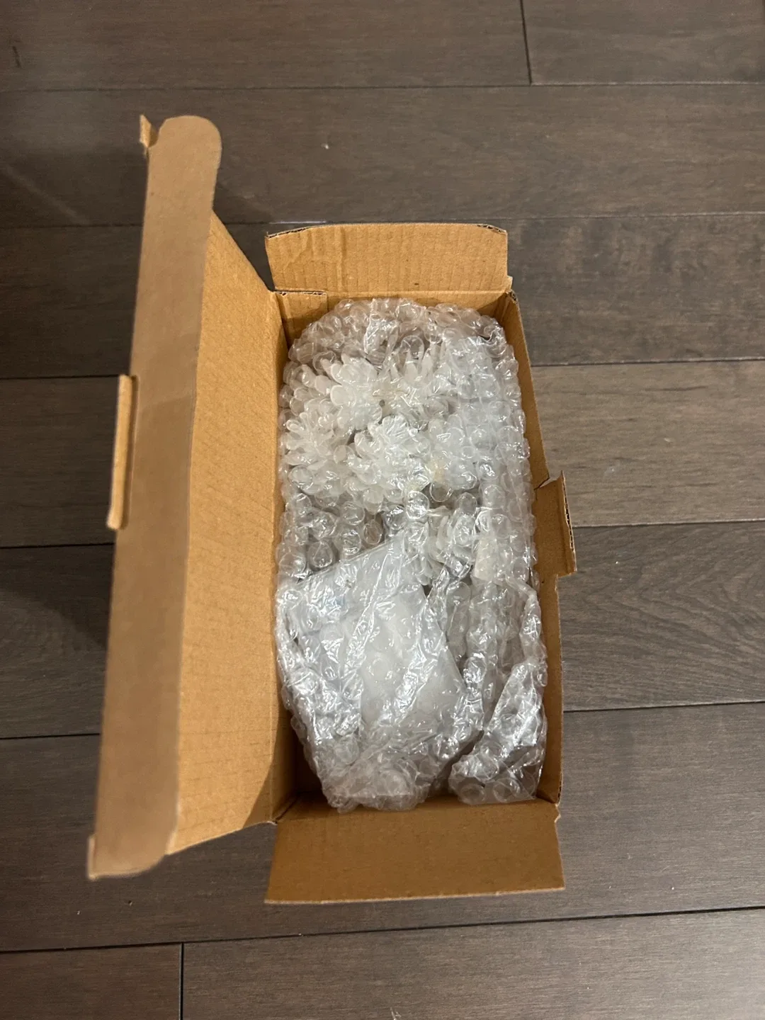 Avon Pine Cone Light String - New in Box image indicator(2)